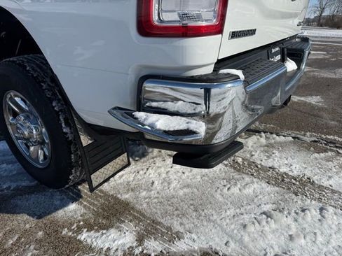 Used 2019 RAM 2500 Big Horn image 23