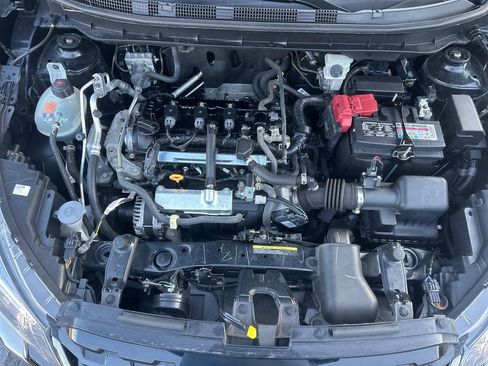 Used 2024 Nissan Kicks SR FWD image 28