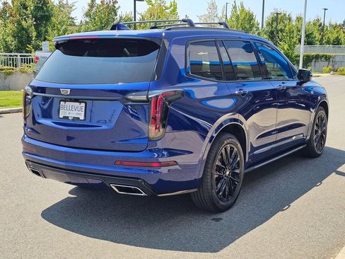 Used 2023 Cadillac XT6 Sport w/ Platinum Package AWD/4WD image 5