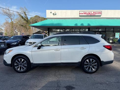 Used 2015 Subaru Outback 2.5i Limited image 5