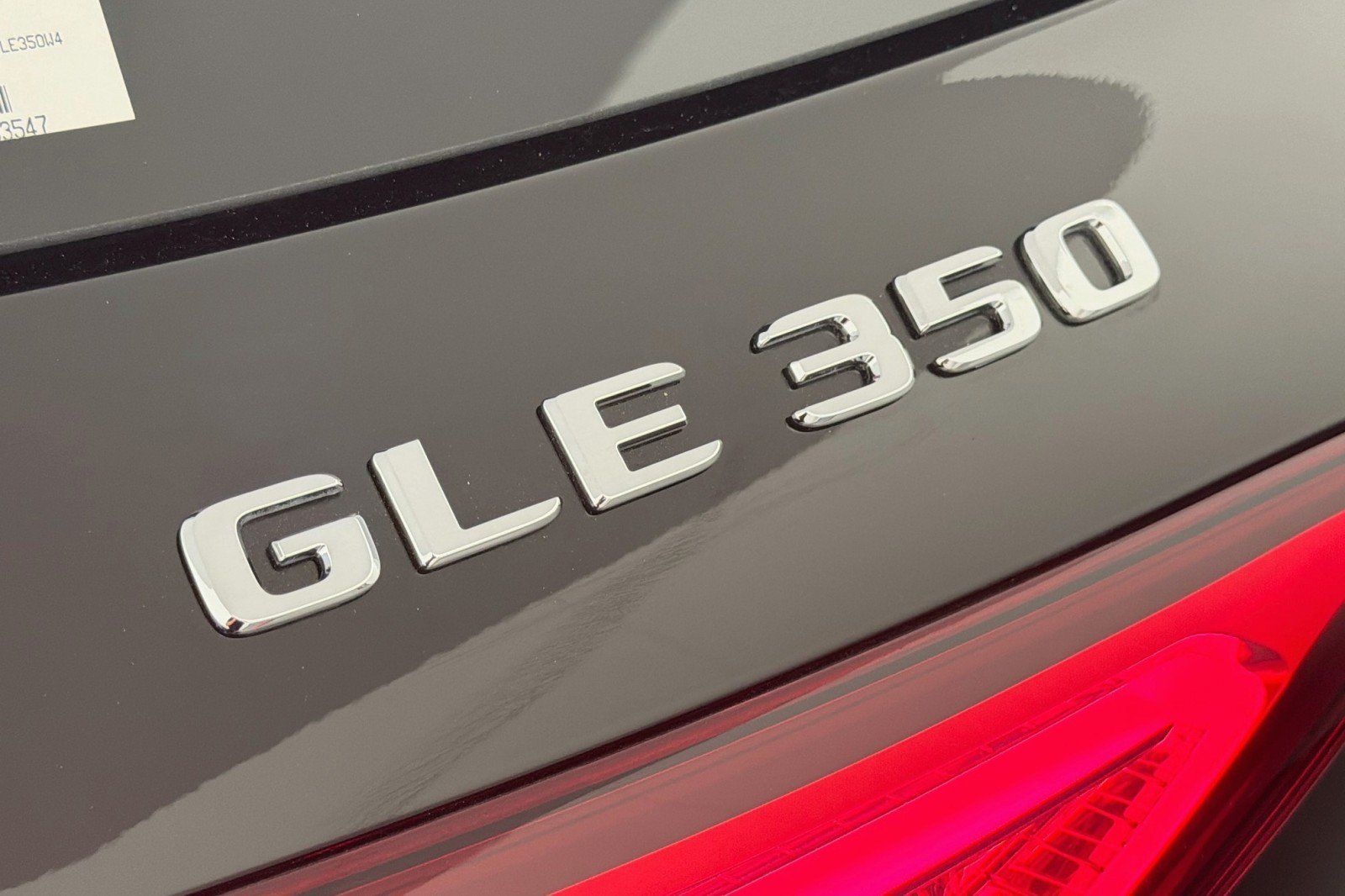 Used 2022 Mercedes-Benz GLE 350 4MATIC w/ Premium Package image 9
