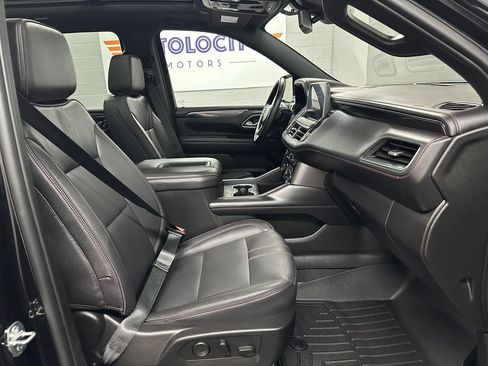 Used 2023 Chevrolet Suburban RST w/ Sport Performance Package AWD/4WD image 19