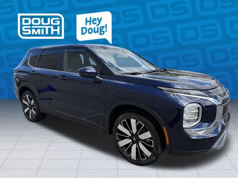 New 2026 Mitsubishi Outlander SE AWD/4WD image 5