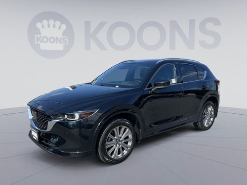 Used 2023 MAZDA CX-5 Signature AWD/4WD image 1