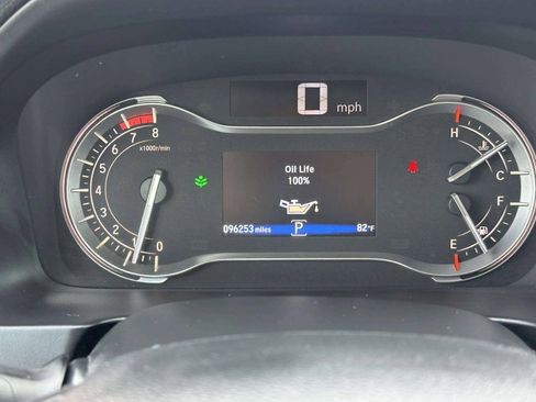 Used 2017 Honda Pilot Touring image 23