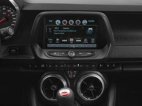 Used 2017 Chevrolet Camaro SS RWD image 13