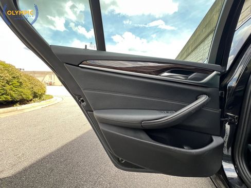 Used 2019 BMW 530i image 50