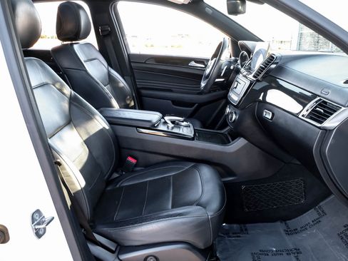 Used 2019 Mercedes-Benz GLE 43 AMG 4MATIC Coupe image 31