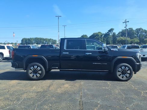 New 2026 GMC Sierra 2500 Denali w/ Denali Reserve Package AWD/4WD image 3