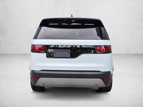 Certified 2025 Land Rover Discovery S AWD/4WD image 7