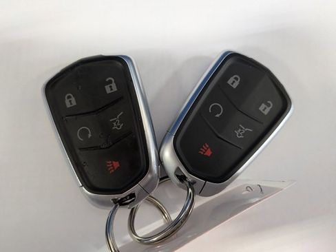 Certified 2022 Cadillac XT4 Premium Luxury w/ Enhanced Visibility Package image 41