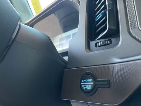 Used 2023 Ford Bronco Outer Banks image 20