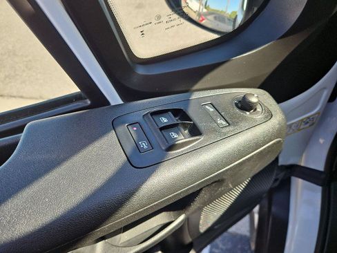 Used 2025 RAM ProMaster 2500 w/ Convenience Group FWD image 22
