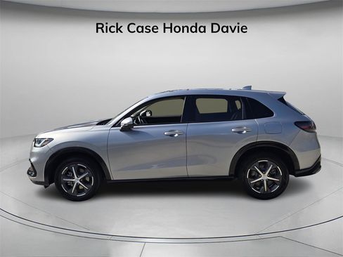 Certified 2023 Honda HR-V EX-L image 4