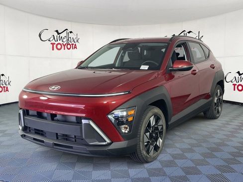 Used 2024 Hyundai Kona SEL FWD image 2