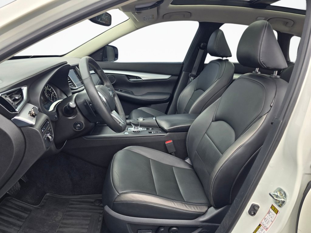 Used 2021 INFINITI QX50 Essential w/ Convenience Package AWD/4WD image 12