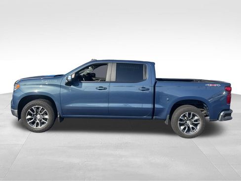 Used 2024 Chevrolet Silverado 1500 LT AWD/4WD image 3