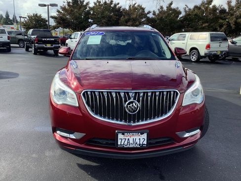 Used 2017 Buick Enclave Leather w/ Trailering Package image 4