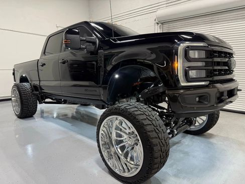 Used 2024 Ford F250 King Ranch image 28