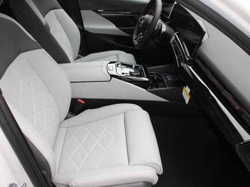 New 2026 BMW 530i w/ M Sport Package image 29