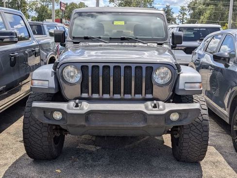 Used 2018 Jeep Wrangler Unlimited Sport S AWD/4WD image 2