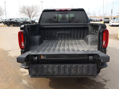 Certified 2023 GMC Sierra 1500 AT4 w/ AT4 Premium Package image 16