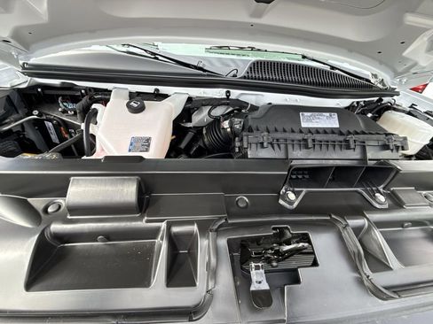 New 2026 GMC Savana 3500 Extended w/ Driver Convenience Package image 24