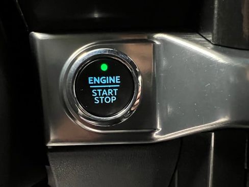 Used 2023 Ford F150 Lariat w/ Equipment Group 502A High image 33