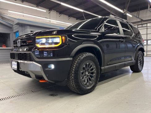 Used 2026 Honda Passport TrailSport image 3