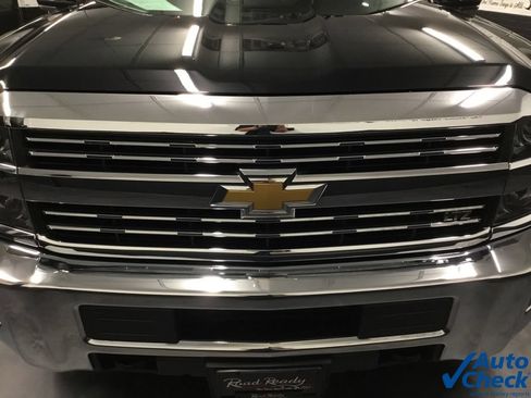Used 2016 Chevrolet Silverado 2500 LTZ w/ Snow Plow Prep Package AWD/4WD image 24