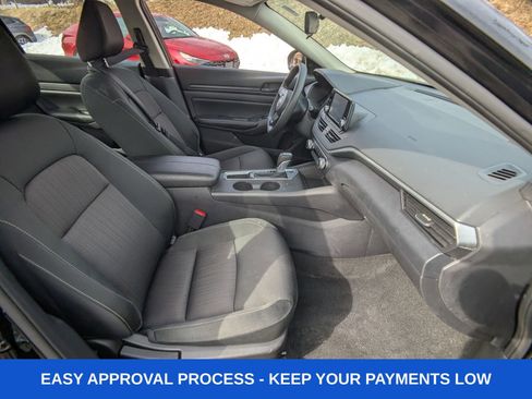 Used 2024 Nissan Altima 2.5 S image 18