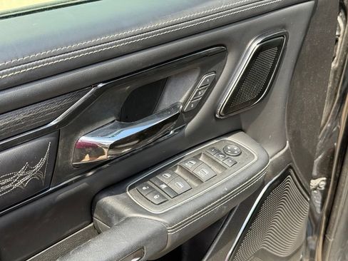 Used 2022 RAM 1500 Limited AWD/4WD image 12