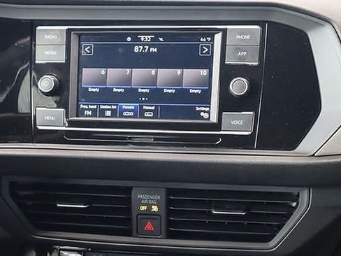 Used 2021 Volkswagen Jetta R-Line w/ R-Line Cold Weather Package image 24