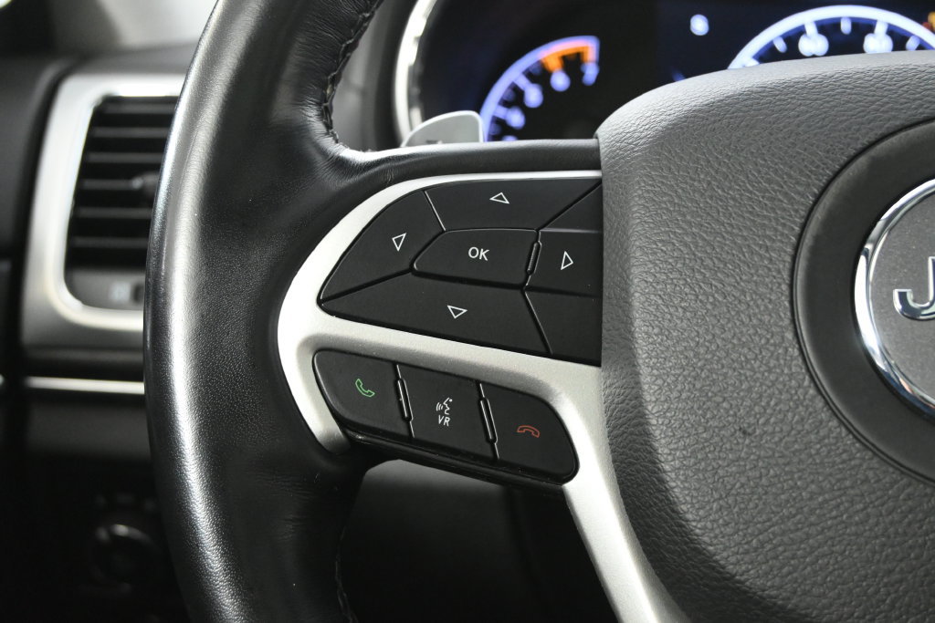Used 2021 Jeep Grand Cherokee Summit AWD/4WD image 35
