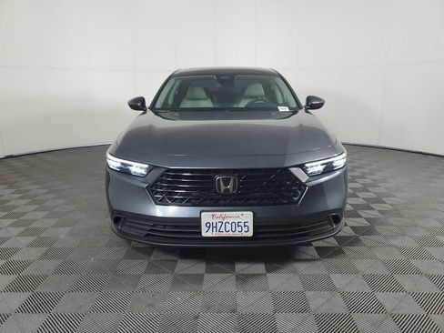 Used 2023 Honda Accord EX image 8