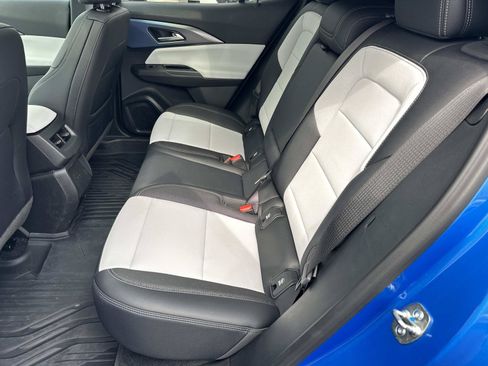 Used 2026 Chevrolet Equinox EV LT FWD image 11