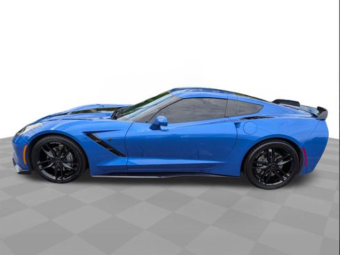 Certified 2019 Chevrolet Corvette Stingray Coupe w/ 2LT Preferred Equipment Group RWD image 7