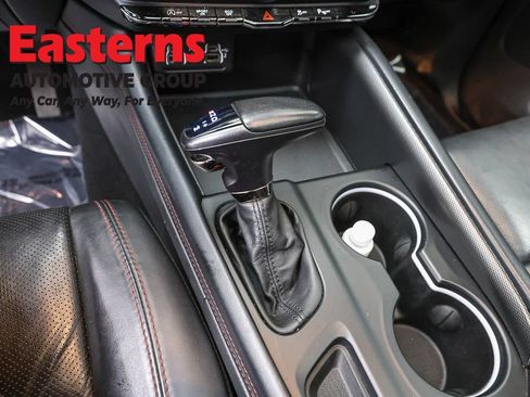 Used 2024 Dodge Durango GT RWD image 13