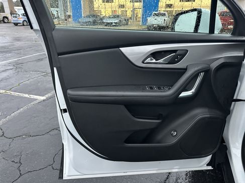 Used 2021 Chevrolet Blazer LT image 11