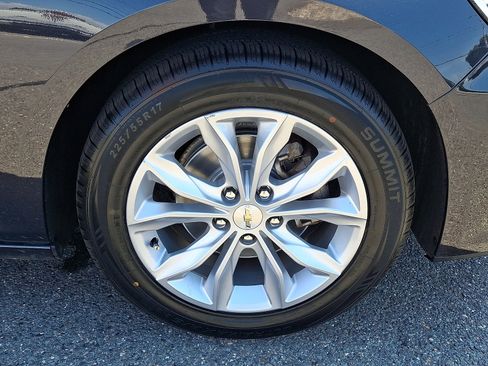 Used 2023 Chevrolet Malibu LT FWD image 9