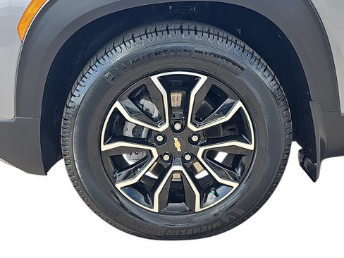 Used 2021 Chevrolet TrailBlazer ACTIV w/ Sun and Liftgate Package AWD/4WD image 31