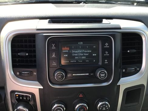 Used 2020 RAM 1500 Classic SLT RWD image 33