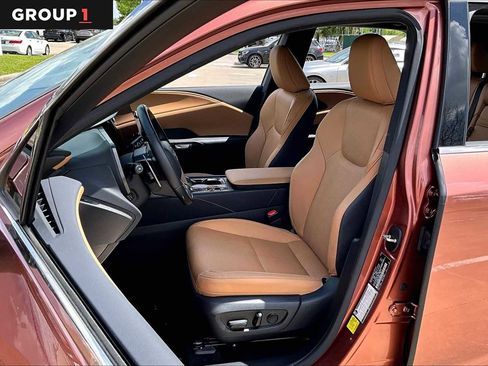 Used 2023 Lexus RX 350 Premium Plus w/ Accessory Package (Z1) image 7