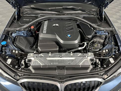 Used 2025 BMW 330i xDrive Sedan w/ Premium Package AWD/4WD image 8