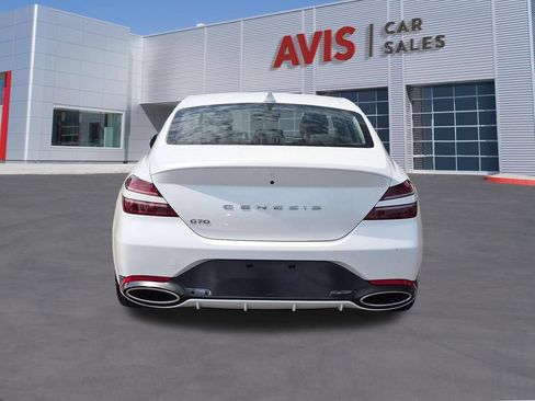 Used 2025 Genesis G70 2.5T RWD image 7