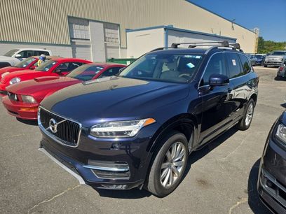 Used 2016 Volvo XC90 T6 Momentum w/ Momentum Plus Package