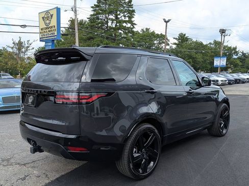 Used 2025 Land Rover Discovery Dynamic SE AWD/4WD image 7
