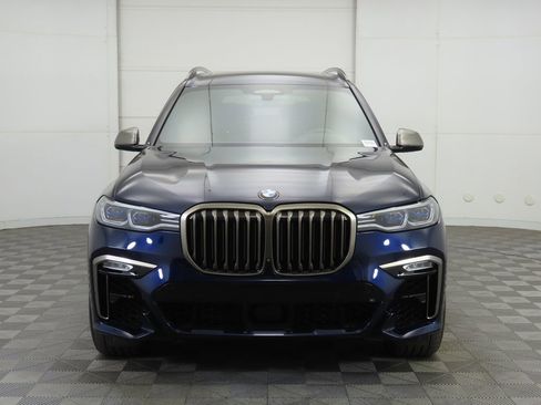 Used 2020 BMW X7 M50i image 2