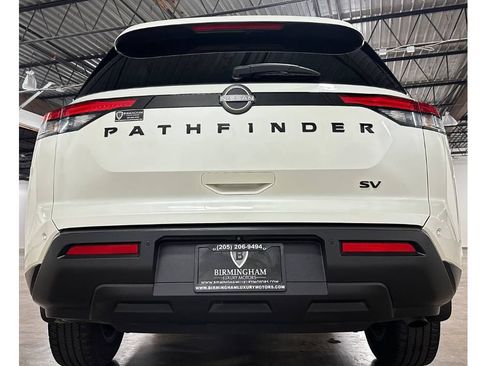 Used 2022 Nissan Pathfinder SV w/ SV Black Package FWD image 14