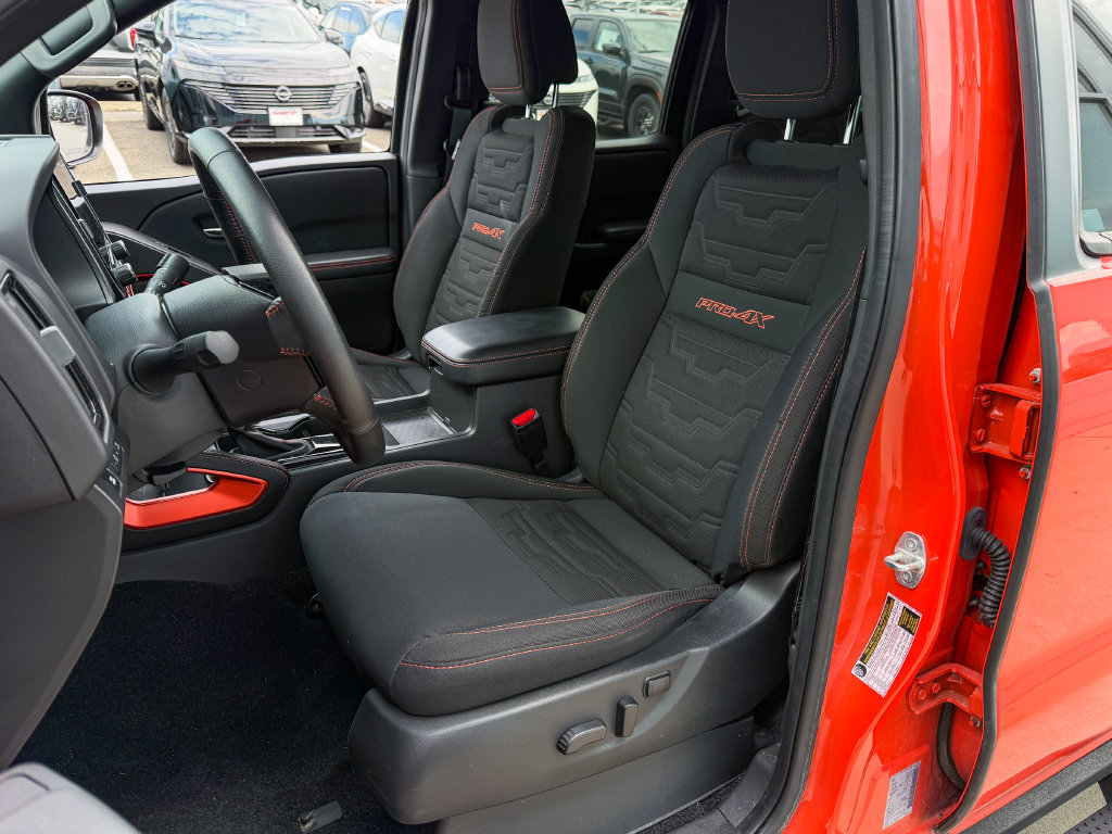 Certified 2025 Nissan Frontier PRO-4X AWD/4WD image 15